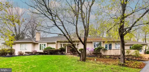 1215 Youngs Rd, West Chester, PA 19380