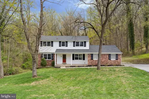 Exterior - 78 Peddrick Rd, Wayne, PA 19087 photo 4 of 11