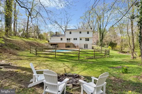 Exterior - 78 Peddrick Rd, Wayne, PA 19087 photo 9 of 11