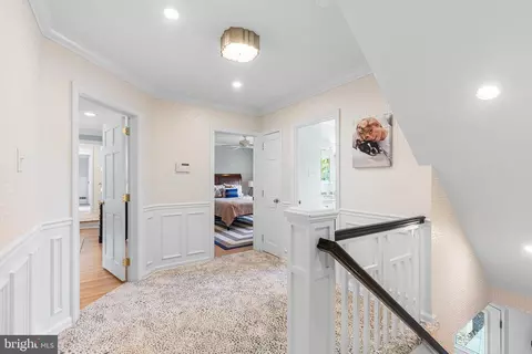 Entry Way - 410 N Valley Forge Rd, Devon, PA 19333 photo 7 of 9