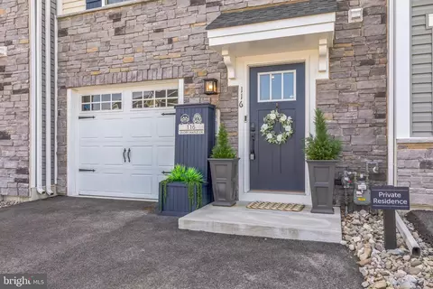 116 Glory Maple Ln, Downingtown, PA 19335