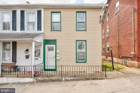258 Chestnut St, Spring City, PA 19475