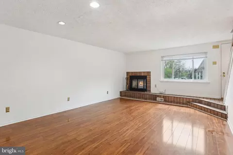 118 Cavalry Ct, Chesterbrook, PA 19087 photo 6