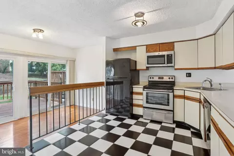 118 Cavalry Ct, Chesterbrook, PA 19087 photo 11