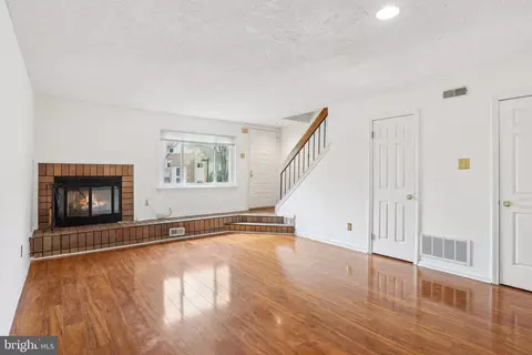 118 Cavalry Ct, Chesterbrook, PA 19087 photo 5
