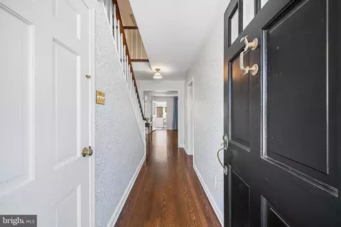130 Colket Ln, Devon, PA 19333 photo 3