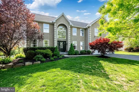 1143 Bateman Dr, Phoenixville, PA 19460