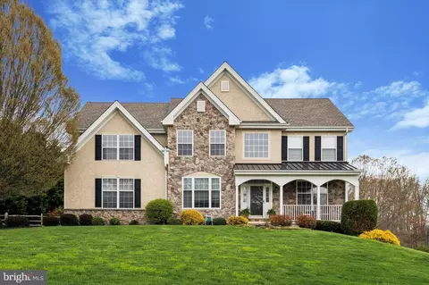 1 Hiview Dr, Avondale, PA 19311