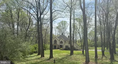 1112 Winchester Trl, Downingtown, PA 19335