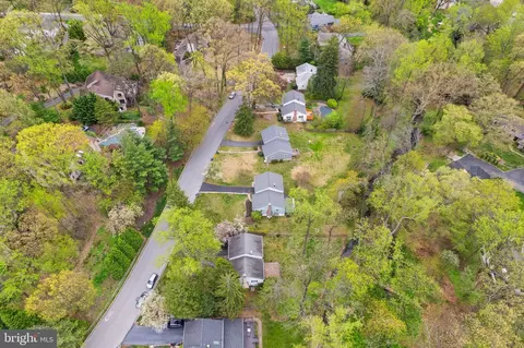 View/Area - 46 Lakeside Ave, Devon, PA 19333 photo 2 of 3