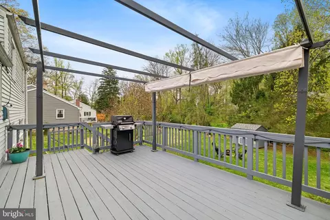 Exterior - 46 Lakeside Ave, Devon, PA 19333 photo 5 of 19
