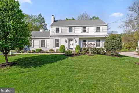 832 Contention Ln, Berwyn, PA 19312