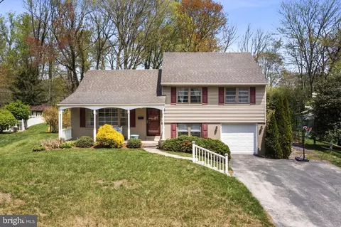 21 Bryan Ave, Malvern, PA 19355