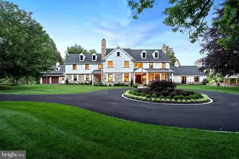 239 Spring Rd, Malvern, PA 19355