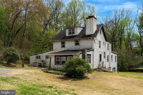 26 Rokeby Rd, Coatesville, PA 19320