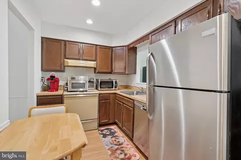 Kitchen - 103 Danor Ct, Chesterbrook, PA 19087 photo 2 of 2
