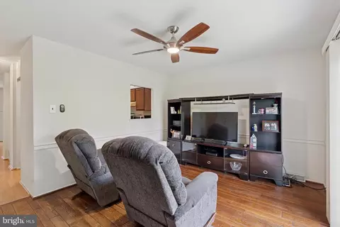 Living - 103 Danor Ct, Chesterbrook, PA 19087 photo 4 of 5
