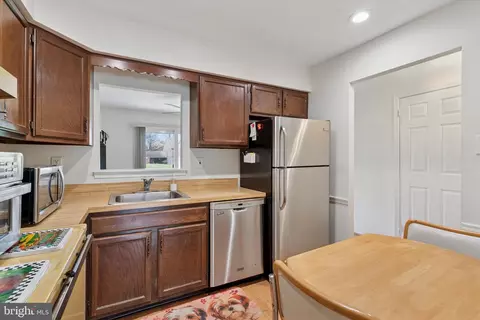 Kitchen - 103 Danor Ct, Chesterbrook, PA 19087 photo 1 of 2