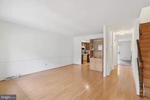 Living - 103 Danor Ct, Chesterbrook, PA 19087 photo 2 of 5