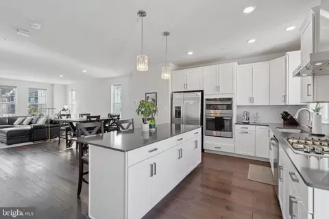 Kitchen - 212 Red Leaf Ln, Exton, PA 19341 photo 2 of 4