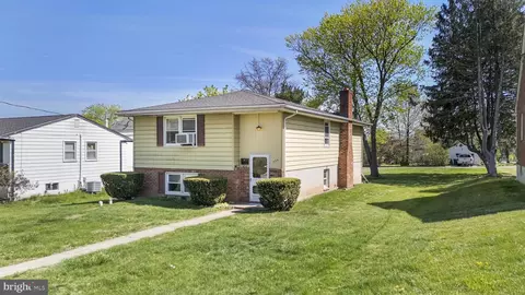 454 Emmett St, Phoenixville, PA 19460