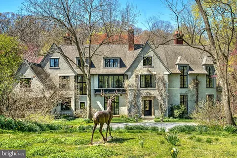 227 Jackson Rd, Cochranville, PA 19330