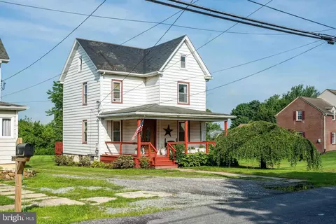 166 Cochran St, Cochranville, PA 19330