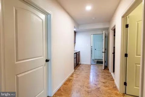 Entry Way - 110 Daniel Dr, Avondale, PA 19311 photo 4 of 5