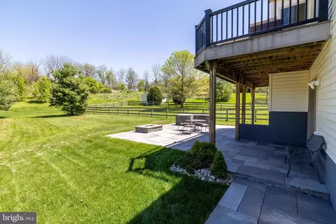 Exterior - 110 Daniel Dr, Avondale, PA 19311 photo 5 of 9
