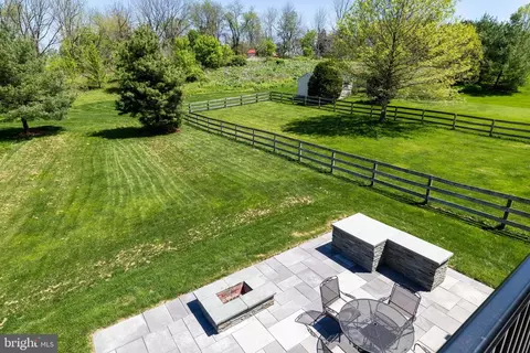 Exterior - 110 Daniel Dr, Avondale, PA 19311 photo 6 of 9