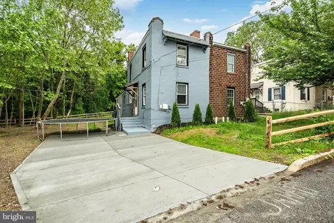 73 Wood St, Coatesville, PA 19320