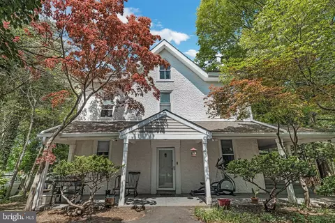 169 S Wall St, Spring City, PA 19475
