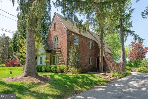 30 Deepdale Rd, Wayne, PA 19087 photo 2