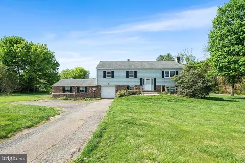 5419 Strasburg Rd, Atglen, PA 19310