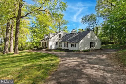 795 Mancill Rd, Wayne, PA 19087 photo 2
