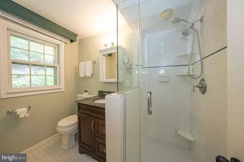 Bath - 749 Mancill Rd, Wayne, PA 19087 photo 5 of 5
