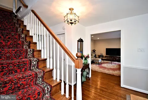 816 Glenn Cir, Wayne, PA 19087 photo 6