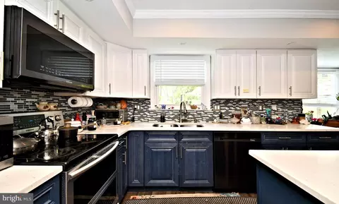 816 Glenn Cir, Wayne, PA 19087 photo 19