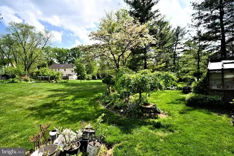 816 Glenn Cir, Wayne, PA 19087 photo 52