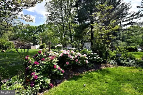 816 Glenn Cir, Wayne, PA 19087 photo 54