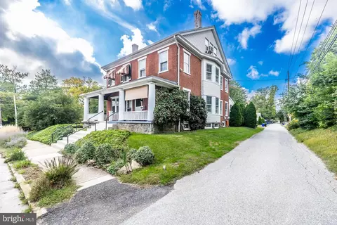 516 S New St, West Chester, PA 19382