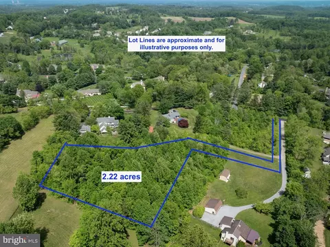 2290 Horseshoe Trl, Chester Springs, PA 19425