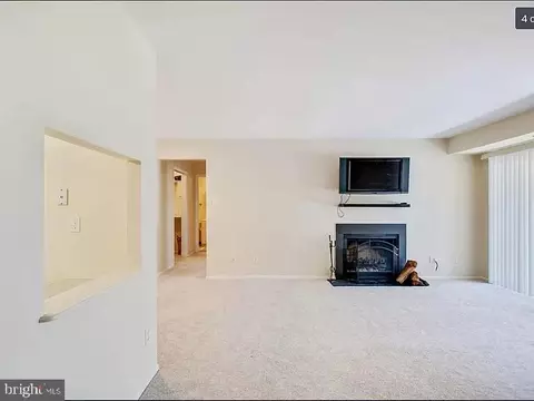 450 Old Forge Xing #450, Devon, PA 19333 photo 5