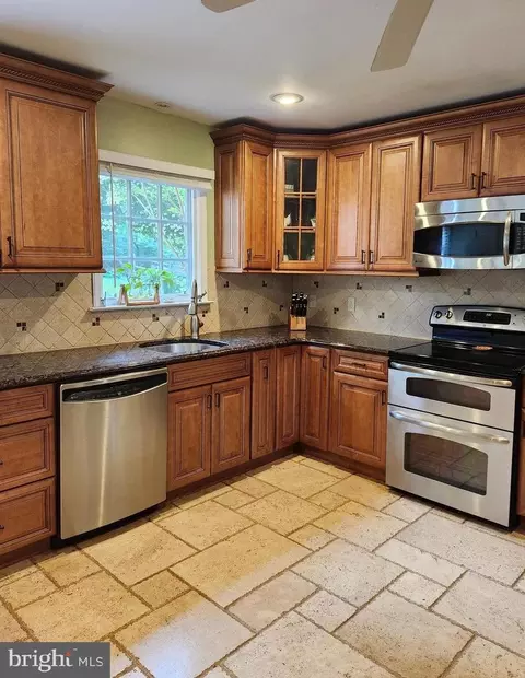 580 Gregory Ln, Devon, PA 19333 photo 7