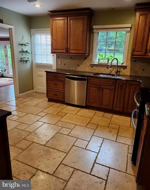580 Gregory Ln, Devon, PA 19333 photo 6