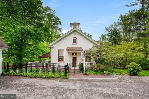 40 Indian Run Rd, Glenmoore, PA 19343