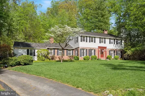 597 Tanglewood Ln, Devon, PA 19333