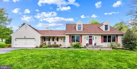 101 Kinston Ln, Downingtown, PA 19335