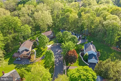 1598 Morgan Ln, Chesterbrook, PA 19087 photo 3