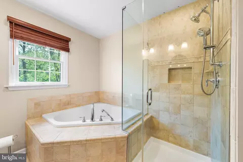 1598 Morgan Ln, Chesterbrook, PA 19087 photo 33